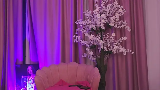 Snapshot of CassandraFoxy chatting on 02.06.26 CassandraFoxy online show from 02.06.26