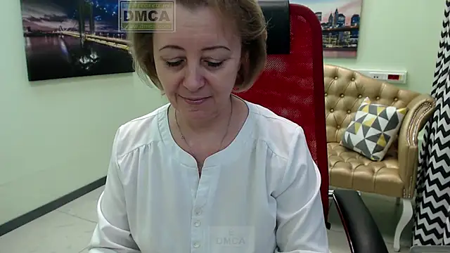 Snapshot of MONA_W chatting on 02.20.26 MONA W online show from 02.20.26