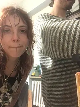 Snapshot of Sexyart00 chatting on 02.12.26 Sexyart00 online show from 02.12.26