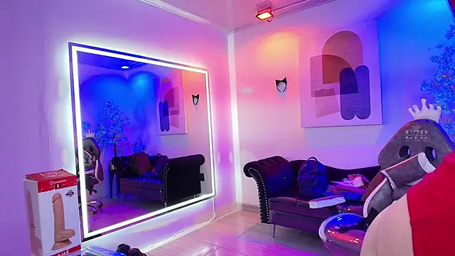 Snapshot of Madame_scarlett chatting on 02.10.26 Madame scarlett online show from 02.10.26