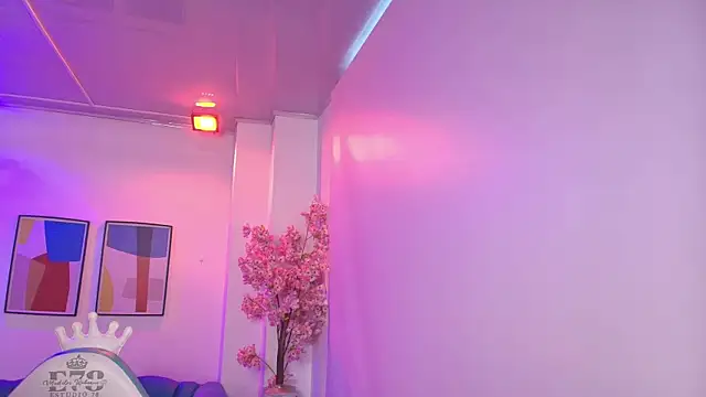 Madame scarlett online show from 04.13.26