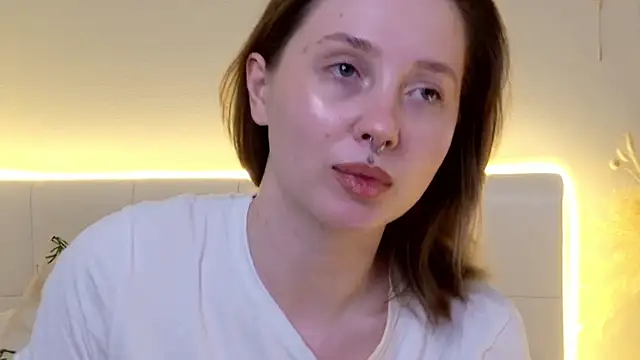 Snapshot of CandiceKingzzz chatting on 02.22.26 CandiceKingzzz online show from 02.22.26