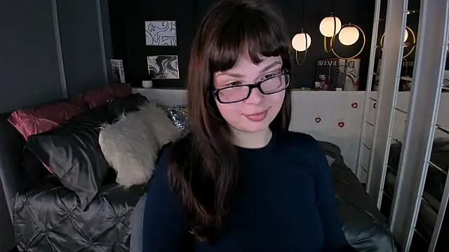 Snapshot of Maykinkya chatting on 02.27.26 Maykinkya online show from 02.27.26