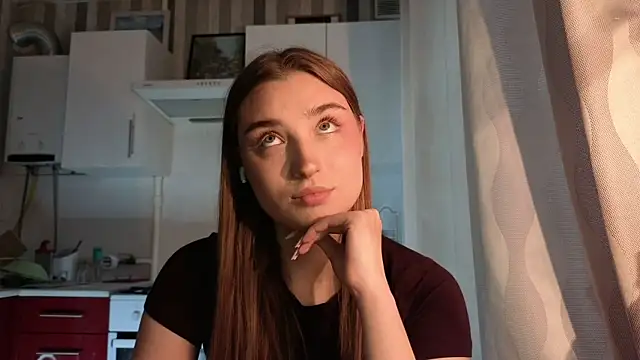 Snapshot of LissaBliss chatting on 05.07.26 LissaBliss online show from 05.07.26