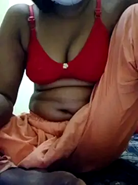 Snapshot of Toma7890 chatting on 02.21.26 Toma7890 online show from 02.21.26