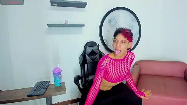 Snapshot of Philipp-Jones chatting on 02.08.26 Philipp-Jones online show from 02.08.26