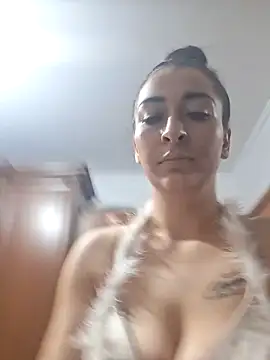 Snapshot of ElleanorPink chatting on 03.01.26 ElleanorPink online show from 03.01.26