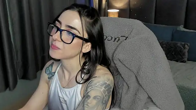 Luna tagliaferri online show from 02.20.26