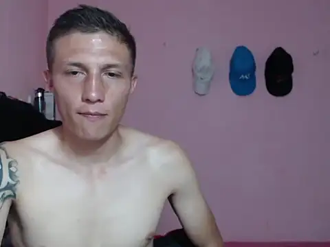 Snapshot of Cronos_Hot_8 chatting on 02.14.26 Cronos Hot 8 online show from 02.14.26