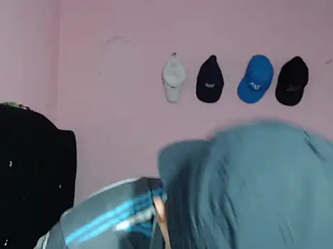 Snapshot of Cronos_Hot_8 chatting on 02.17.26 Cronos Hot 8 online show from 02.17.26