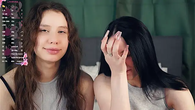 Snapshot of ZofiaSoshnik chatting on 02.22.26 ZofiaSoshnik online show from 02.22.26