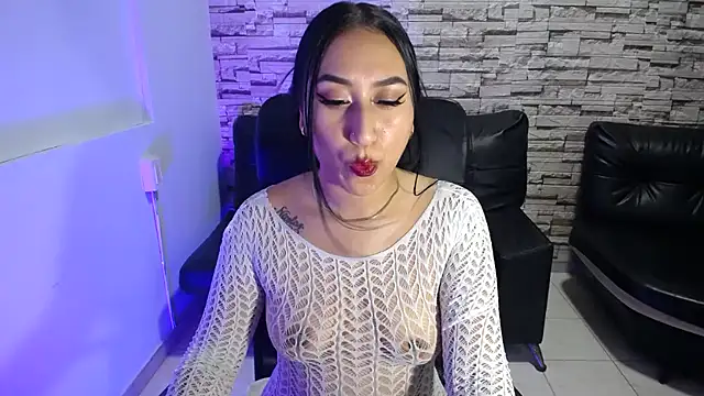 paula ross  online show from 04.14.26