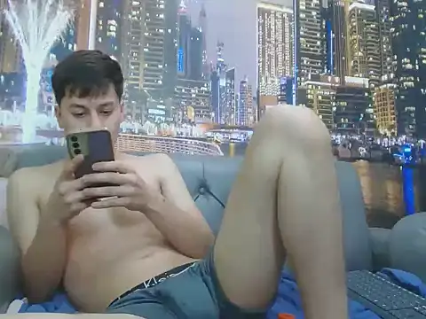 santiago xxxcol online show from 03.08.26