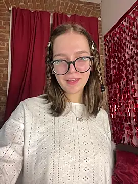 MyKittySayMeow online show from 02.20.26