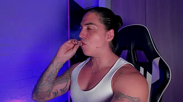 Snapshot of Cry_Duran chatting on 03.02.26 Cry Duran online show from 03.02.26