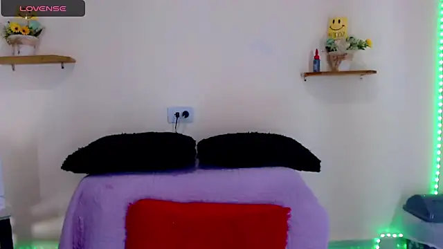 Darianna Atehortua online show from 02.22.26