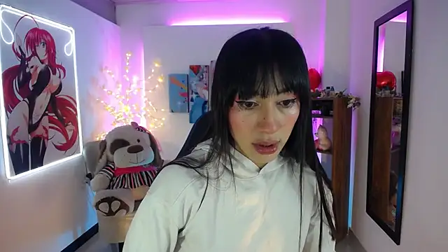 Snapshot of FIORELLA_L chatting on 04.08.26 FIORELLA L online show from 04.08.26