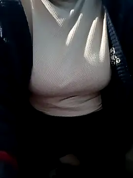 Snapshot of Tulip_ii chatting on 02.15.26 Tulip ii online show from 02.15.26