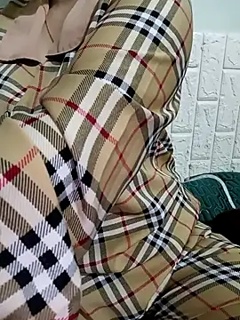 Snapshot of Tulip_ii chatting on 02.23.26 Tulip ii online show from 02.23.26