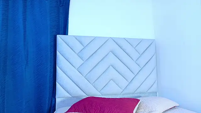 Snapshot of AnaisDream_ chatting on 02.05.26 AnaisDream online show from 02.05.26