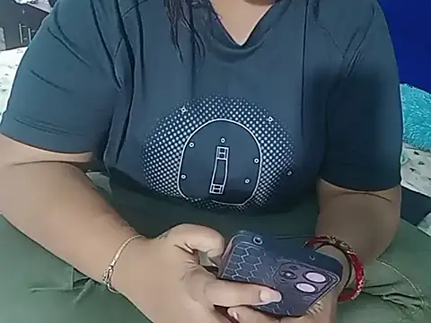 Snapshot of ANURADHA_2006 chatting on 03.18.26 ANURADHA 2006 online show from 03.18.26