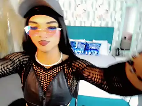 Snapshot of Kathalinasantana chatting on 02.25.26 Kathalinasantana online show from 02.25.26