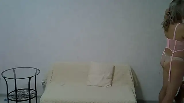 Snapshot of Opaldream chatting on 06.21.26 Opaldream online show from 06.21.26