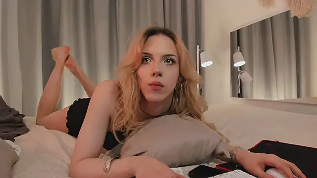 Tiffany  King online show from 04.06.26