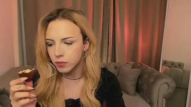 Tiffany  King online show from 04.09.26