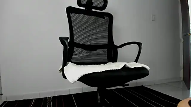 CRISTHIAN WOLF1 online show from 04.15.26