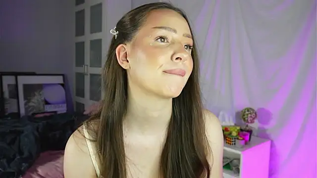 Snapshot of Murmella chatting on 02.09.26 Murmella online show from 02.09.26