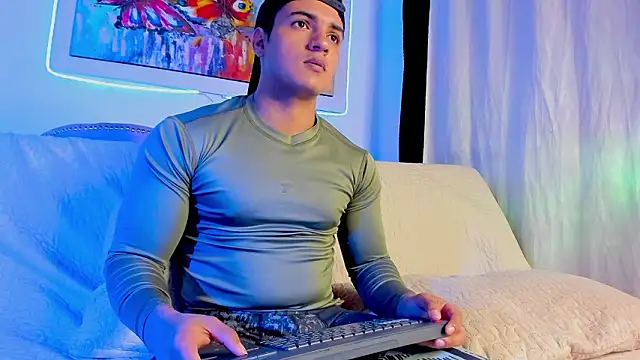 Snapshot of jhon_nicolas chatting on 02.08.26 jhon nicolas online show from 02.08.26