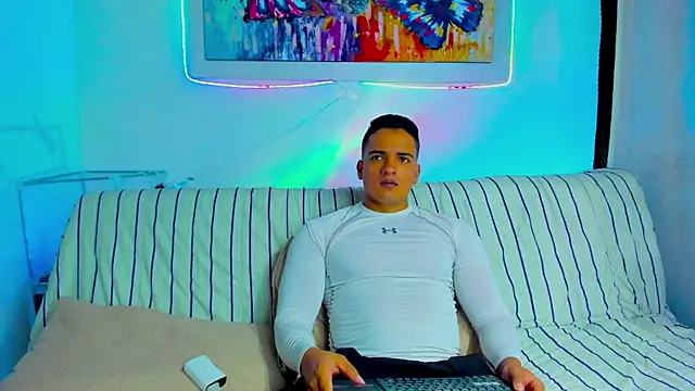 Snapshot of jhon_nicolas chatting on 02.28.26 jhon nicolas online show from 02.28.26