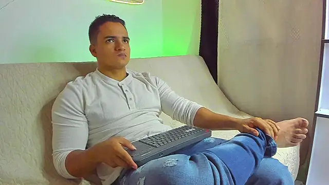 jhon nicolas online show from 03.07.26