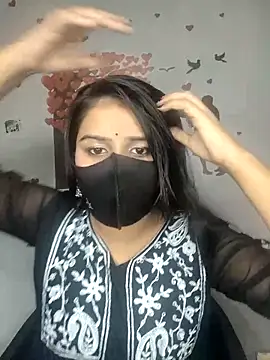 Snapshot of Alix_cuti chatting on 02.14.26 Alix cuti online show from 02.14.26