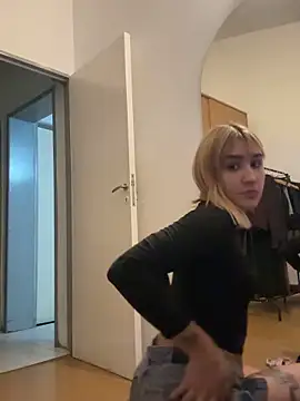 Snapshot of Lolitapop222 chatting on 02.01.26 Lolitapop222 online show from 02.01.26