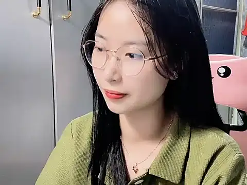 Snapshot of Linne6789 chatting on 02.28.26 Linne6789 online show from 02.28.26