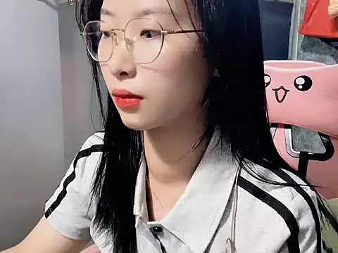 Linne6789 online show from 03.03.26