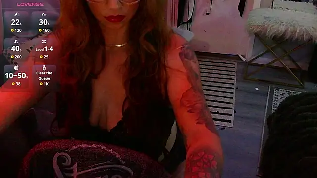 Snapshot of Alicethickpeach chatting on 05.09.26 Alicethickpeach online show from 05.09.26
