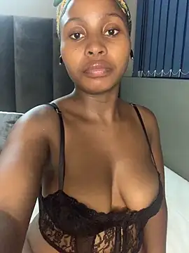 SexyLaylahx online show from 02.06.26