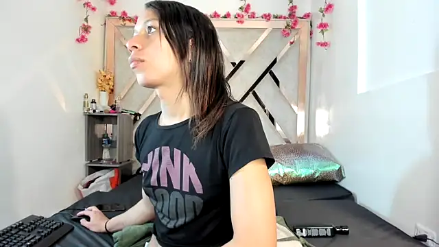 Snapshot of Geminis___ chatting on 03.01.26 Geminis online show from 03.01.26