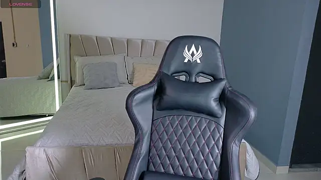 Snapshot of Alishaa_sweet chatting on 04.01.26 Alishaa sweet online show from 04.01.26