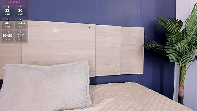 GrettaRouse online show from 04.15.26