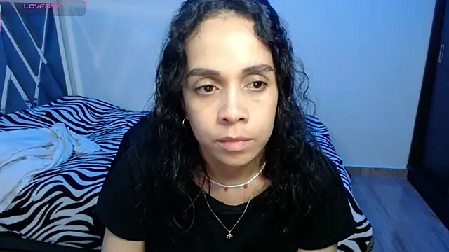 paula lopez   online show from 03.04.26