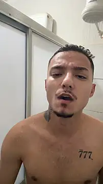 Snapshot of cerejadc chatting on 04.06.26 cerejadc online show from 04.06.26