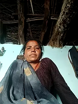 Snapshot of Manu_mehta chatting on 02.12.26 Manu mehta online show from 02.12.26