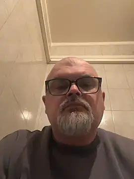 Snapshot of Crvendac76 chatting on 02.26.26 Crvendac76 online show from 02.26.26