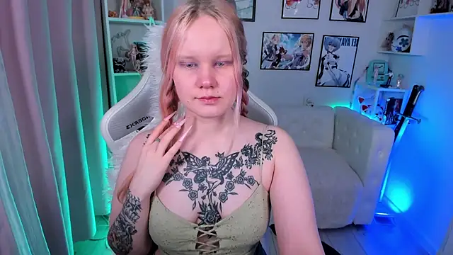 AnnieVibe online show from 04.11.26