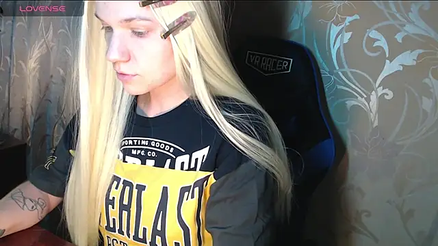 Shiny Victoria online show from 02.18.26