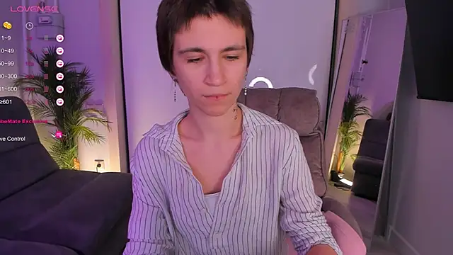 AutumnWhisper online show from 02.05.26